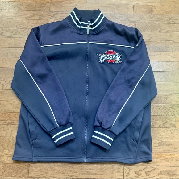 ⭐️SOLD⭐️Cleveland Cavaliers NBA Majestic Full Zip Jacket | Size L | Navy Blue - Picture 5 of 12